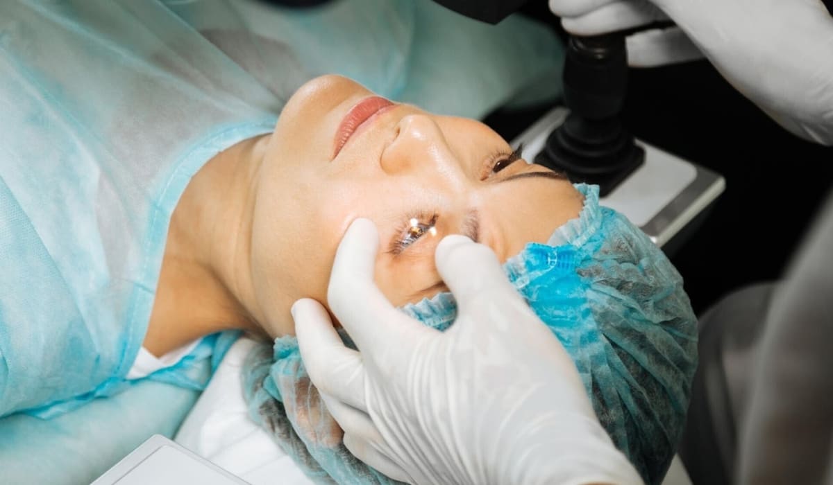 Chi phí phẫu thuật đục thủy tinh thể tùy thuộc vào từng loại phẫu thuật