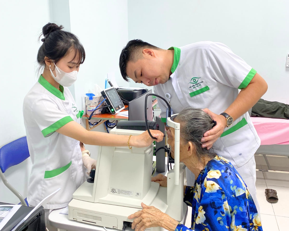 Khám chữa bệnh của Bệnh viện Mắt Sài Gòn Đồng Tháp