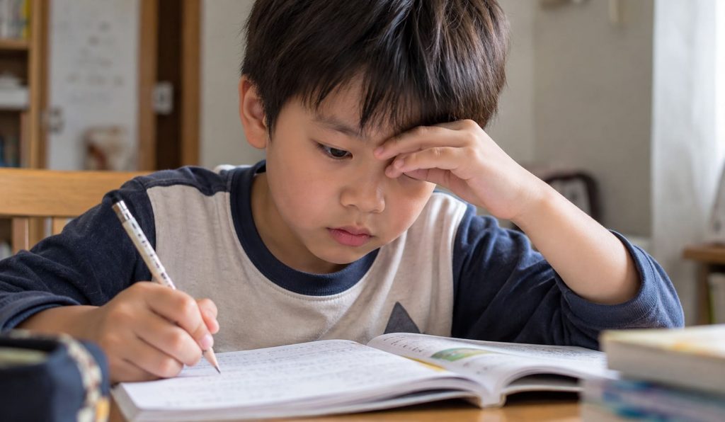 Rung giật nhãn cầu có thể ảnh hưởng đến thị giác, học tập và sinh hoạt hằng ngày của trẻ.